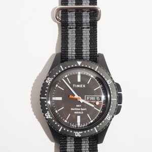 B3944f2　●TODD SNYDER トッドスナイダー × TIMEX タイメックス●　腕時計 ブラック グレー ダイヤル ウォッチ rb