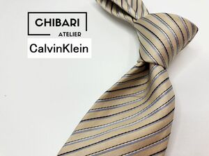 【美品】CalvinKlein　カルバンクライン　レジメンタル柄 ネクタイ 3本以上 送料無料 メンズ グレイ系　1202145