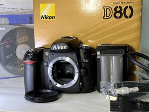 ★極上美品の訳アリ大特価★ ニコン NIKON Ｄ80 ボディ ★付属品、ほぼフル装備★　#1027-17