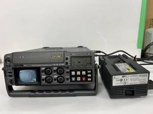 (JT2409)SONY　DVCAM【DSR-50】AC ADAPTER付（AC-DN2B）DIGITAL VIDEO CASSETTE RECORDER 中古品　保証あり　写真が全て