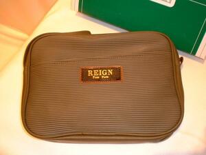 ＲＥＩＧＮ　ＦＲＯＭ　ＰＡＲＩＳ　ポーチ＆化粧バック 新品