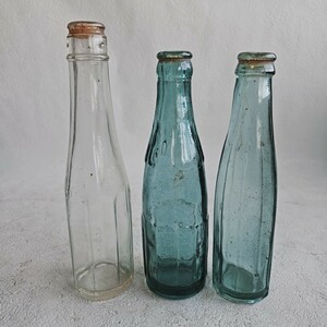 年代物 昭和レトロ 古い瓶 昔のガラス瓶 3点 アンティーク