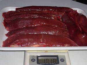 天然鹿肉　捕れたて　ヒレ肉　その他　１０１８ｇ　　同梱可能