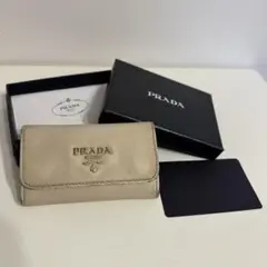 PRADA キーケース