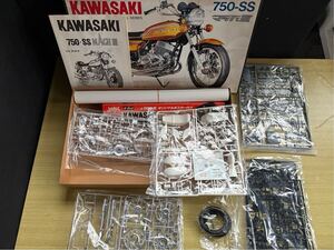 KAWASAKI マッハナガノIII 750-SS プラモデル 未組立 バイク　新品　プラモデル　おもちゃ　 オートバイシリーズ　①