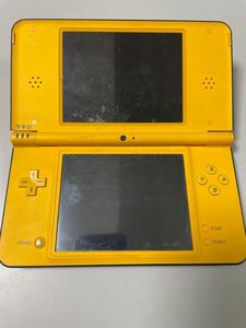 321-2 Nintendo 任天堂 DSiLL UTL-001 JPN イエロー カセット 怪獣バスターズ付き