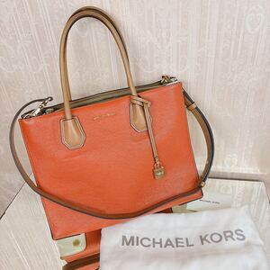 ● MICHAEL KORS レザーショルダーバッグ 本革 高級ブランド おしゃれ バイカラー ゴールド ビジネスバッグ 通勤通学 大人気 中古 美品 袋