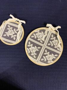 テーブルクロス　レース刺繍　竹刺繍枠　2点セット　20 cm + 13 cmセット