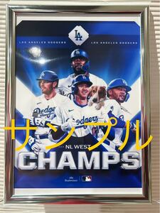 大谷翔平　A4写真　デコピン　A4ポスター写真　デコピンが顔を出してます、ドジャーズを代表する4選手＋デコくん！5