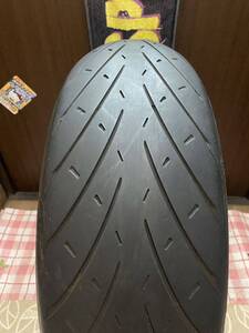 中古MCタイヤ 2021年製造 METZELER ROADTEC 01 SE 190/50ZR17 メッツラー ロードテック 190 50 17 1621 A3152