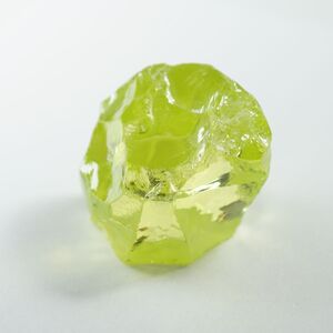 119ct ライムキュービックジルコニア原石