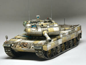 [塗装完成品] Leopard 2A5 都市迷彩 1/35 / レオパルド主力戦車 / Urban Warfare