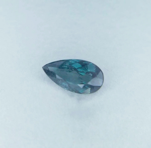 【絶品】ブラジル産 アレキサンドライト　ルース　0.333ct 日独ソーティング　超原価割れ 超格安