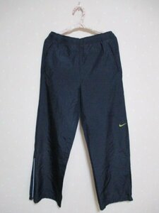 ●　NIKE　ナイキ　● 　　薄手ロングパンツ　■　150㎝　黒（41123）