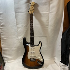 u54517　　中古　Squier 　Bullet Stratocaster with tremolo