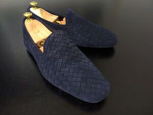 使用少 ボッテガヴェネタ 41 BOTTEGA VENETA イントレチャート レザースリッポン ローファー 濃紺 9722