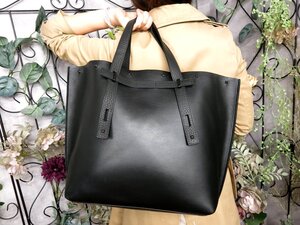 ●超美品●FURLA フルラ●メンズ●Giove ジョーヴェ●ロゴ型押し●カーフ レザー 本革●トート バッグ●黒●A4 書類 収納 かばん●Js53732