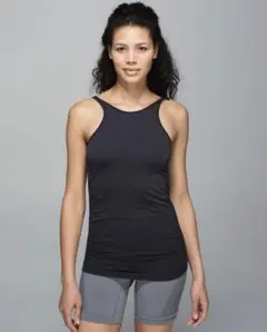 ルルレモン　Lululemon タンクトップ