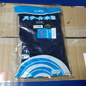 交渉大歓迎【新品未使用】スクール水着 スク水 競泳水着 学生服 制服 スイミング 衣料品店 スポーツウェア 140サイズ 1落札1着