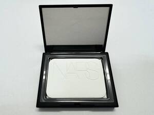 【KM274】★未使用★ NARS ナーズ ライトリフレクティングセッティングパウダー プレストN　5894