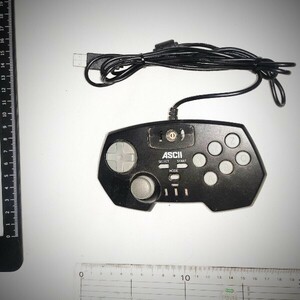 送料込み　USB ゲームコントローラー