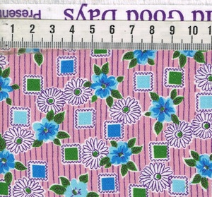 ★国産コットン ＫＥＩ ＦＡＢＲＩＣ Ｏｌｄ Ｇｏｏｄ Ｄａｙｓ スクエア フラワー ピンク サイズ約 50ｃｍ×110ｃｍ