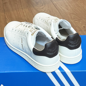 新品 新品　アディダス スタンスミス ピュア ラックス　26 ホワイト　レザー　白　ダークブラウン pure LUX　茶　H06188　adidas