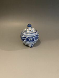 古染付 中国 染付 香炉 小さい香炉 青 古玩 骨董品 古美術 美術品 蔵出し 初出し ウブ 中国美術 東洋美術