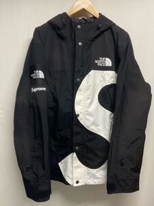 【supremeシュプリーム 】NF0A5EHK Mountain S Logo Mountain Jacket マウンテンパーカ Lサイズ ブラック ナイロン 2406oki h