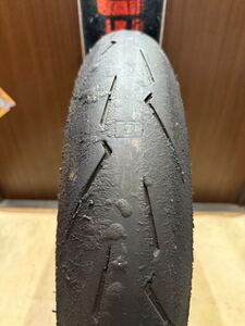 中古MCタイヤ 2023年製造 PIRELLI DIABLO SUPERCORSA V4 SC1 120/70R17 ピレリ ディアブロ スーパーコルサ 120 70 17 2123 K5748