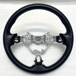 新車外し.超美品☆SUBARU スバル純正☆ZC6系 後期 BRZ☆純正パンチング×レザーステアリング☆ZN6.86☆ブラック