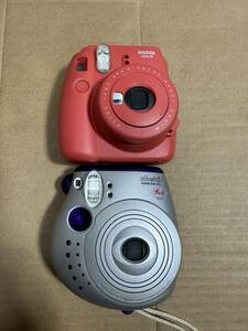 instax mini 8 FUJIFILM 富士フイルム Cheki instax mini 20 富士フィルム チェキ インスタントカメラ まとめ　2台　中古品