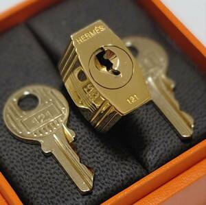 美品★エルメス HERMES クロシェット カデナ KEY パドロック 鍵 ゴールド キー 121 南京錠 バーキン ケリー ボリード かぎ　カギ