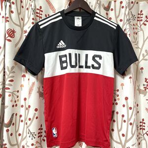 adidas BULLS NBA 半袖Tシャツ　L アディダス ヴィンテージ