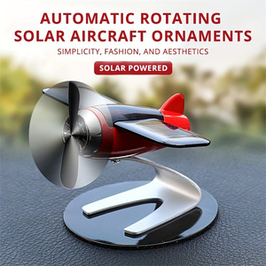 太陽光発電航空機 クリエイティブ メンズ カー デコレーション 車内アクセサリー デスクトップ デコレーション 女性と男性へのギフト 