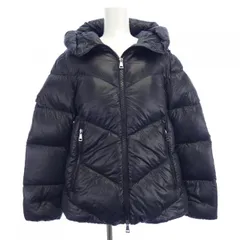 モンクレール MONCLER ダウンジャケット