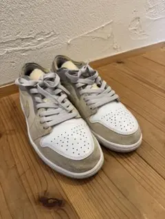 Nike Air Jordan 1 Low ホワイト/ベージュ27.0