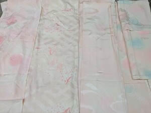 長襦袢 4枚まとめ売り 振袖用 和装下着 肌着 和服 和柄 レトロ柄 花柄 十二単衣 ピンク色 着物リメイク 素材 材料 生地 コレクション 