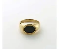 GIGI Onyx signet ring