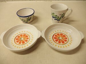 1220109w【ミスタードーナツ スペイン風 食器 4点】オリーブ オレンジ柄 マグカップ 小鉢 グラタン皿/中古品/非売品/ノベルティ/陶器