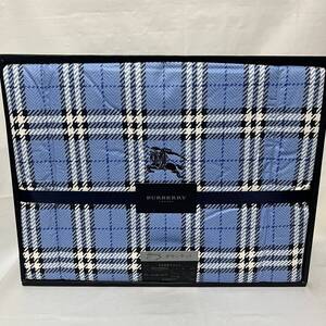 美品未使用　BURBERRY LONDON バーバリーロンドン　羽毛肌掛け布団　ダウンケット　ノバチェック　ブルー　希少カラー　レアデザイン