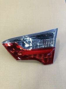 Ｈ27年　ホンダ シャトルＨＢ 右 テールランプ ＬＥＤ