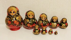  ロシア　マトリョーシカ 置物 民芸品 伝統工芸 9体　木製 インテリア