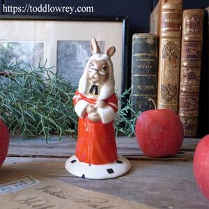 【ミスター・ジャスティスがお相手します】イギリス ヴィンテージ ロイヤルドルトン ウサギ 陶器 人形◆Royal Doulton JUDGE BUNNYKINS◆