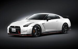 日産 GT-R NISMO R35 Bホワイトパール 2015年 ニッサン NISSAN 壁紙ポスター 特大ワイド版921×576mm （はがせるシール式） 009W1