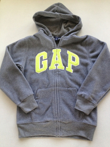 ■ＧＡＰ■新品■130■ロゴパーカー■フリース■グレー■フリースのロゴ・パーカー」は人気です■3-1