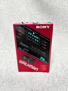 (A-4) カセット ウォークマン SONY WM-F101 カセットテープ ラジオ ジャンク　レトロ　カセットプレーヤー　当時　FM　人気　80年代