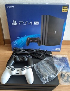 PS4 Pro CUH　7200　B プレステ　プレステ4 プレイステーション　4　 ソニー　SONY　ジェットブラック　 PlayStation4　コントローラー