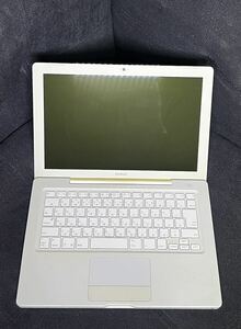 懐かしのPC♪〜MacBook (13-inch) Mac OS X 10.4 Tiger 充電器付属 Illustrator Photoshop バッテリー欠品 