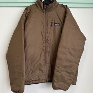 パタゴニア Patagonia アウトドア ダウンジャケット　中古　メンズM